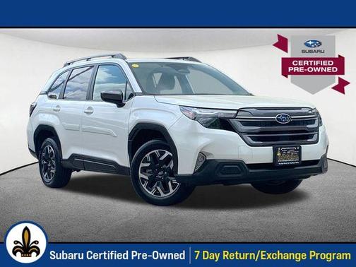 Crystal White Pearl 2025 Subaru Forester Premium