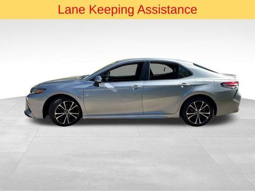 Celestial Silver Metallic 2020 Toyota Camry SE