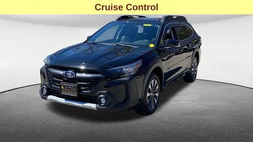 Crystal Black Silica 2025 Subaru Outback Limited