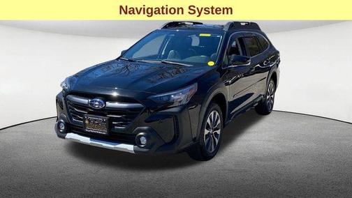 Crystal Black Silica 2025 Subaru Outback Limited