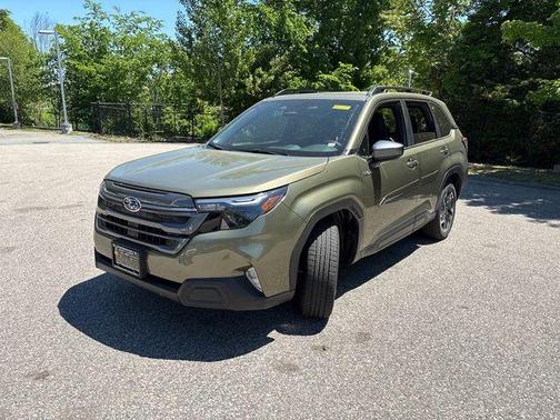 Autumn Green Metallic 2026 Subaru Forester Premium