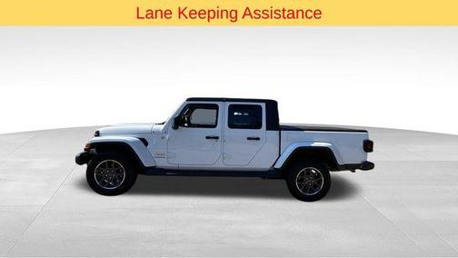 Bright White Clearcoat 2023 Jeep Gladiator Overland