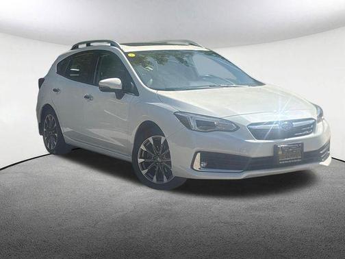 Crystal White Pearl 2022 Subaru Impreza Limited
