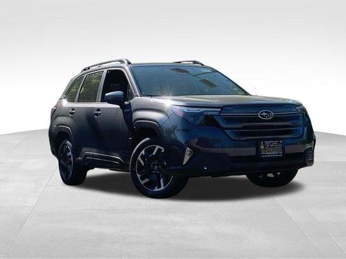 Magnetite Gray Metallic 2026 Subaru Forester Premium