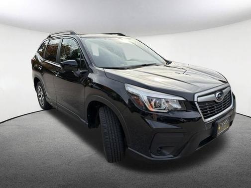 Crystal Black Silica 2020 Subaru Forester Premium