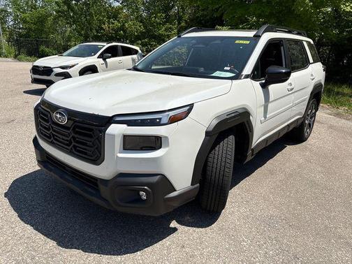 Crystal White Pearl 2026 Subaru Outback Touring XT