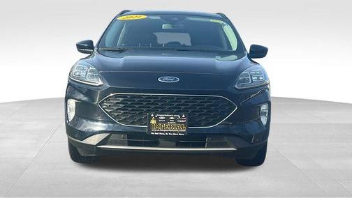 2021 Ford Escape Titanium Hybrid
