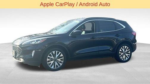 2021 Ford Escape Titanium Hybrid