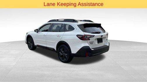 Crystal White Pearl 2020 Subaru Outback Onyx Edition XT