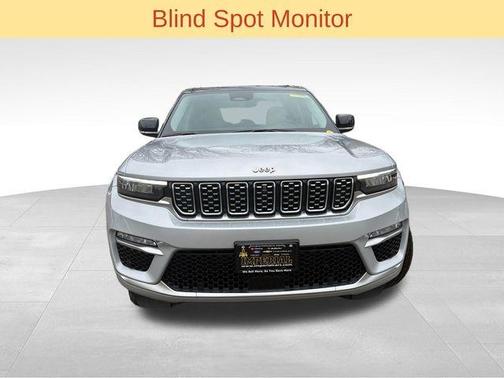 2023 Jeep Grand Cherokee Summit