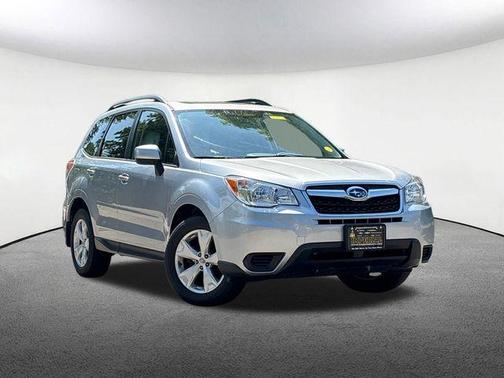 Ice Silver Metallic 2015 Subaru Forester 2.5i Premium