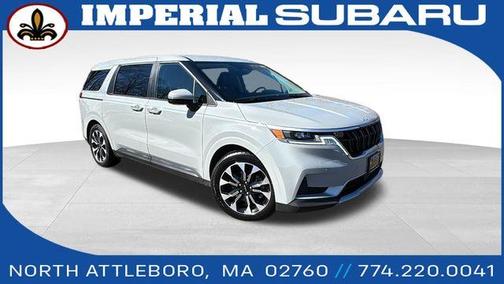 2024 Kia Carnival EX