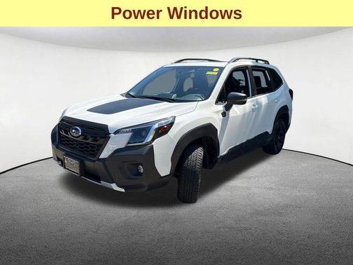 Crystal White Pearl 2024 Subaru Forester Wilderness