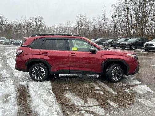 2025 Subaru Forester Premium