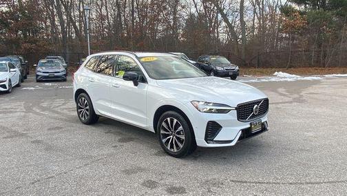 2025 Volvo XC60 B5 Plus
