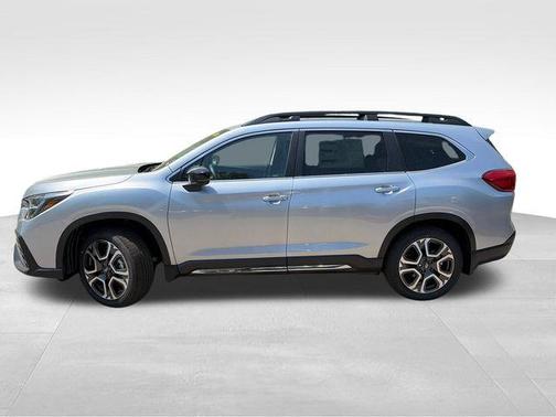 Ice Silver Metallic 2026 Subaru Ascent Limited