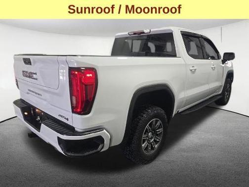 Summit White 2024 GMC Sierra 1500 AT4