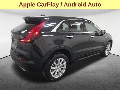 Stellar Black Metallic 2023 Cadillac XT4 Luxury