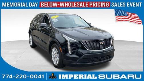 Stellar Black Metallic 2023 Cadillac XT4 Luxury