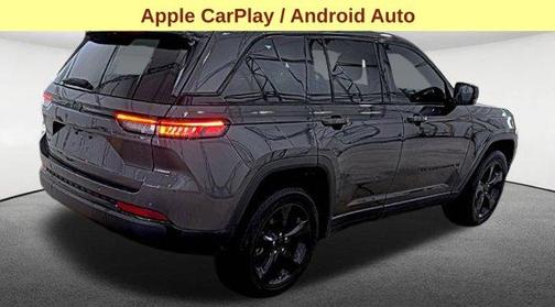 Metallic 2023 Jeep Grand Cherokee Altitude