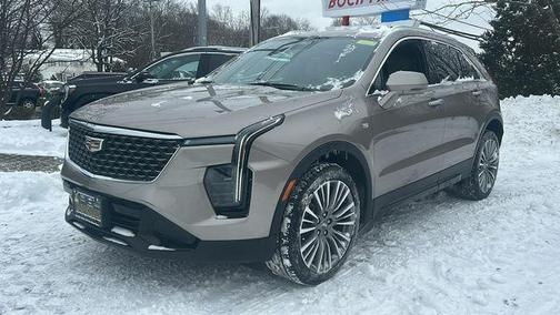 2024 Cadillac XT4 Premium Luxury