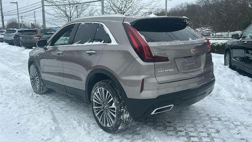 2024 Cadillac XT4 Premium Luxury