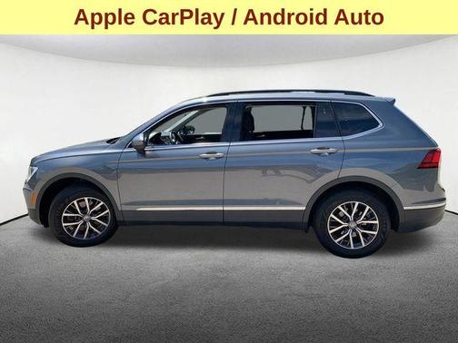 Platinum Gray Metallic 2020 Volkswagen Tiguan 2.0T SE