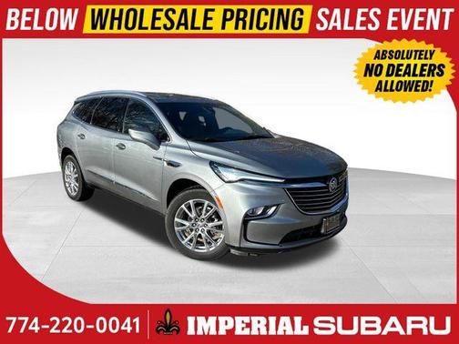 2023 Buick Enclave Essence