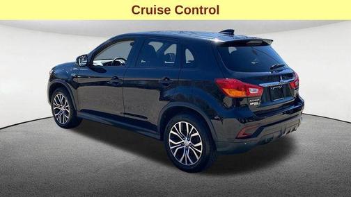 Labrador Black Metallic 2019 Mitsubishi Outlander Sport 2.0 ES