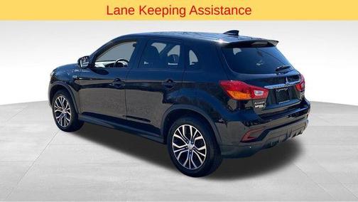 Labrador Black Metallic 2019 Mitsubishi Outlander Sport 2.0 ES