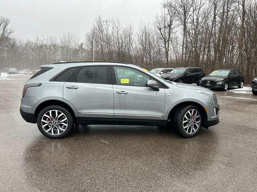 2023 Cadillac XT5 Sport