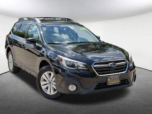 Crystal Black Silica 2019 Subaru Outback 2.5i Premium