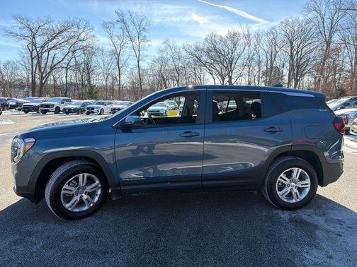 2024 GMC Terrain SLE