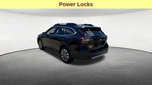 Crystal Black Silica 2024 Subaru Outback Limited