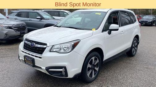 Crystal White Pearl 2017 Subaru Forester 2.5i Limited