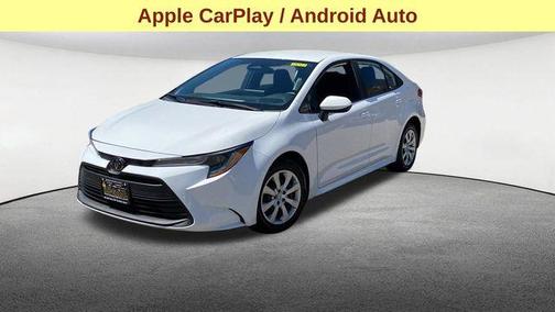 Ice 2025 Toyota Corolla LE