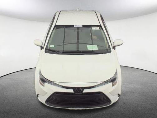 Ice 2025 Toyota Corolla LE