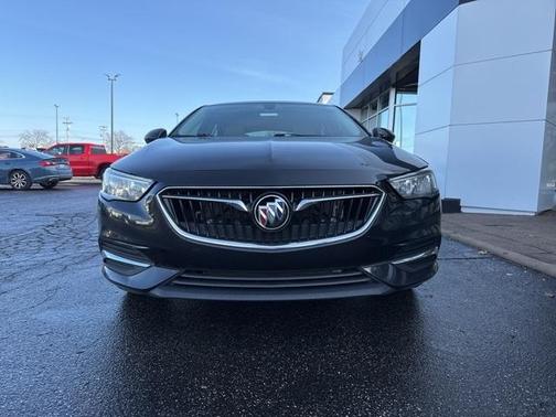 2019 Buick Regal Sportback Base