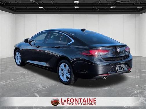 2019 Buick Regal Sportback Base