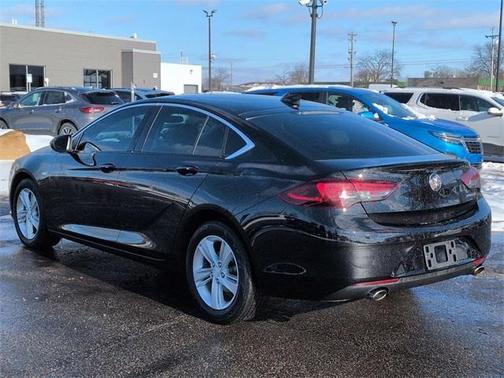 2019 Buick Regal Sportback Base