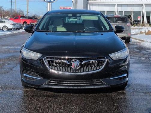 2019 Buick Regal Sportback Base