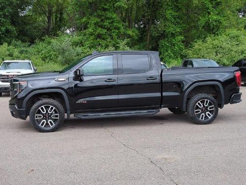 Onyx Black 2022 GMC Sierra 1500 AT4