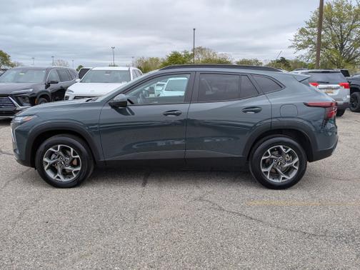 Cypress Gray 2025 Chevrolet Trax LT