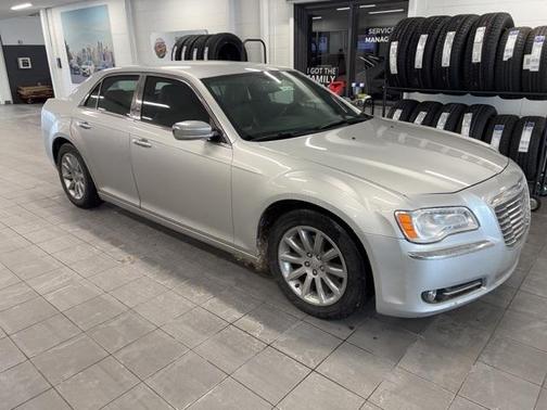 2012 Chrysler 300 Limited