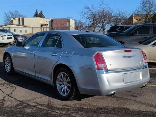 2012 Chrysler 300 Limited