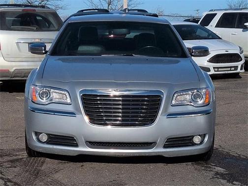 2012 Chrysler 300 Limited