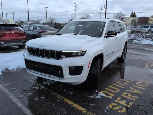 2022 Jeep Grand Cherokee L Overland