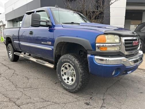 2003 GMC Sierra 2500 SLE