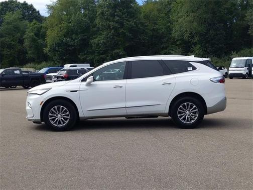 2022 Buick Enclave Essence