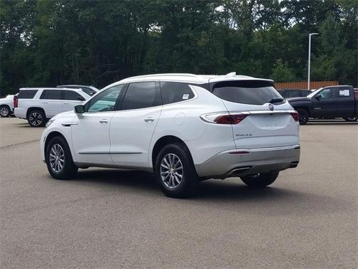 2022 Buick Enclave Essence